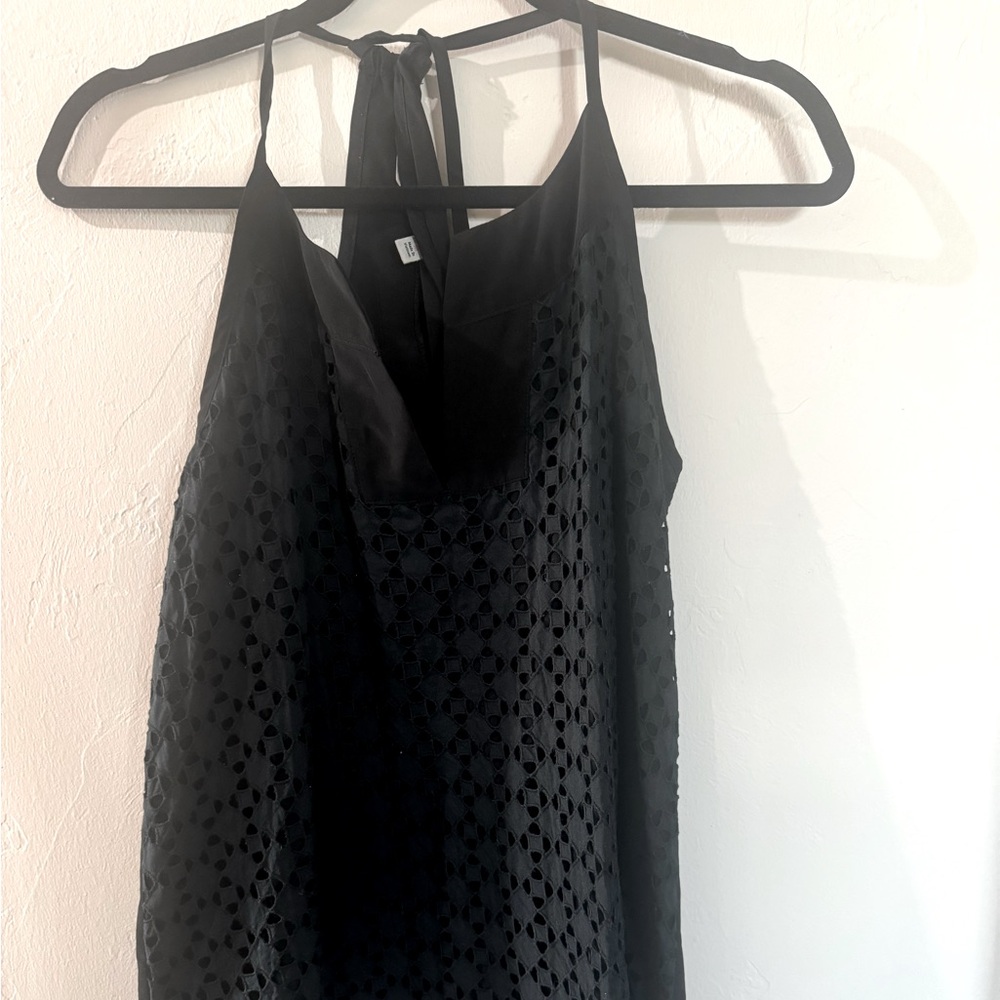 Black tank top size medium